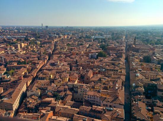 Top 10 Plätze in Bologna | Bus Charter | Coach Hire
